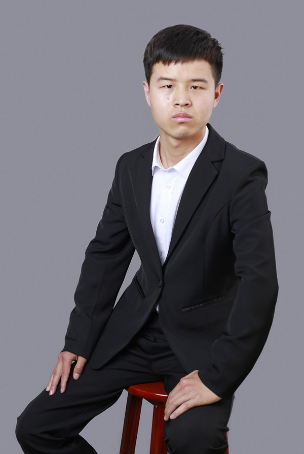 劉洋洋 設計師